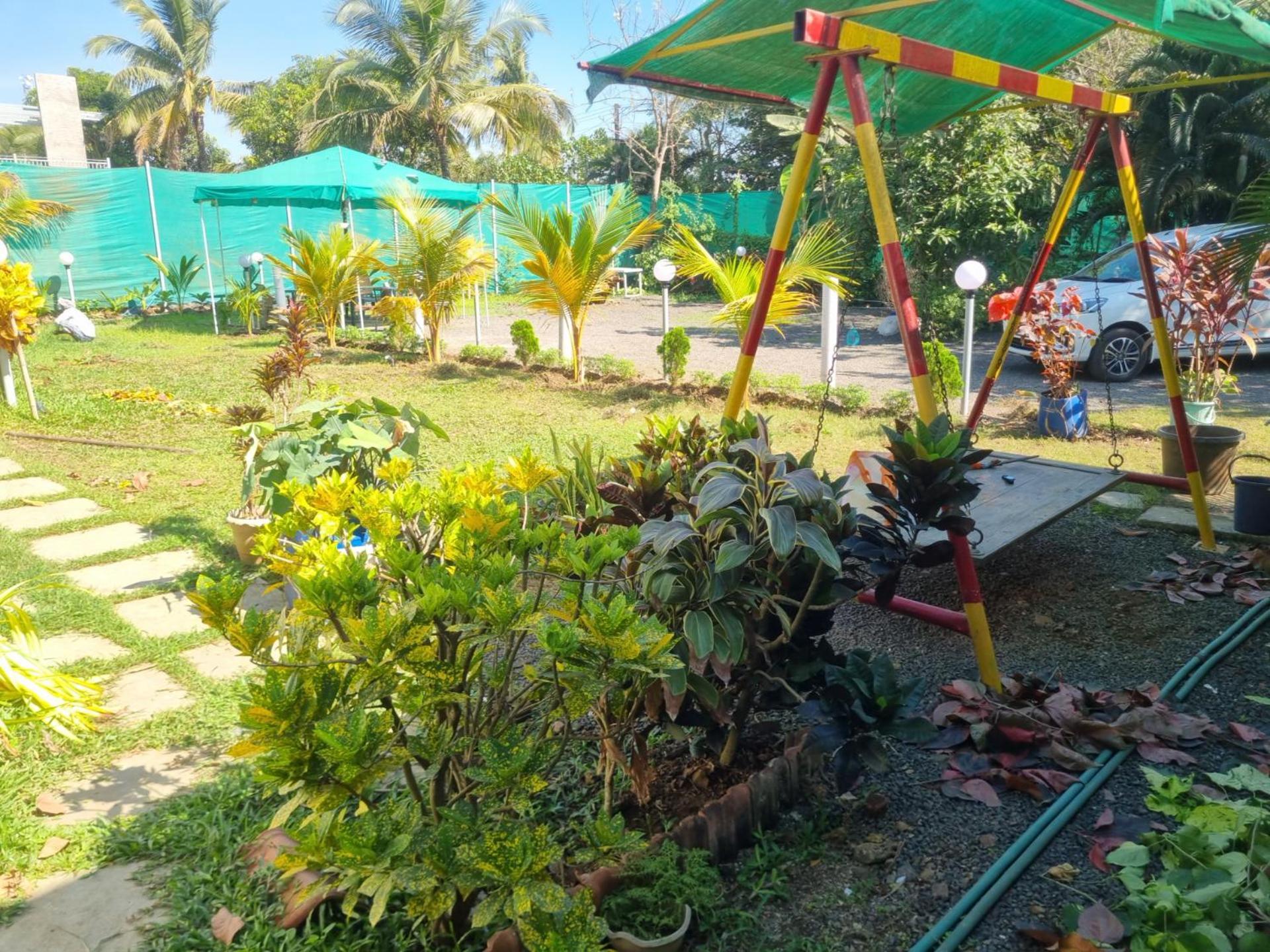 Humming Bird Beach Resorts Alībāg Zewnętrze zdjęcie